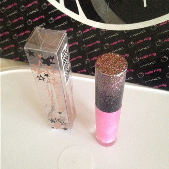 LAST ONE!💗HPx3!💗MAC Starring You Lipglass - Picture 3 of 8